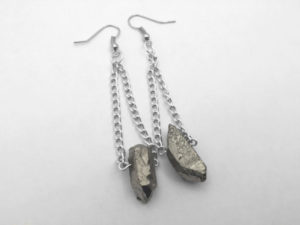 silver quartz dangles earrings