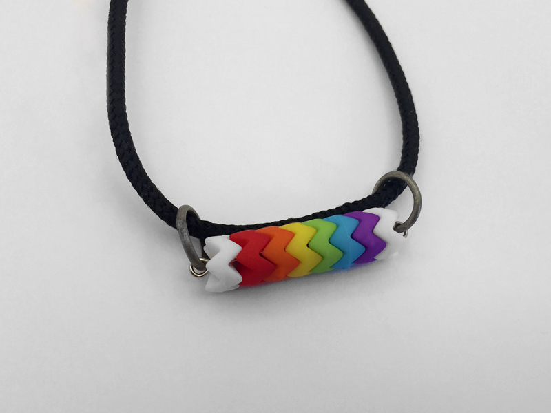pride flag choker (rainbow)