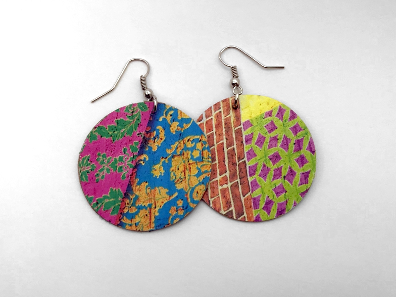 image representing the walls earrings (recycled, reversible) Array